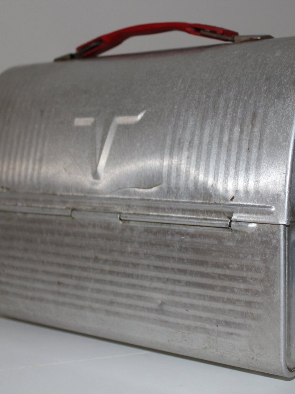 Vintage THERMOS Brand Silver Aluminum Domed Miners Work Lunch Box 60s V Victory